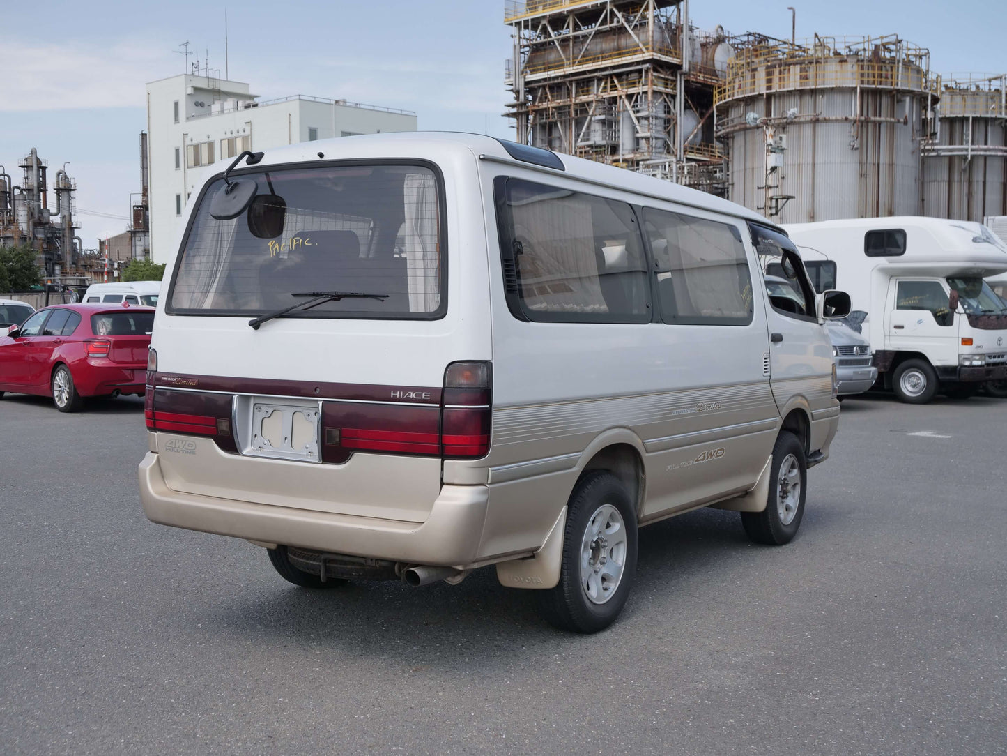 1995 TOYOTA HIACE SUPER CUSTOM LIMITED 4WD VAN
