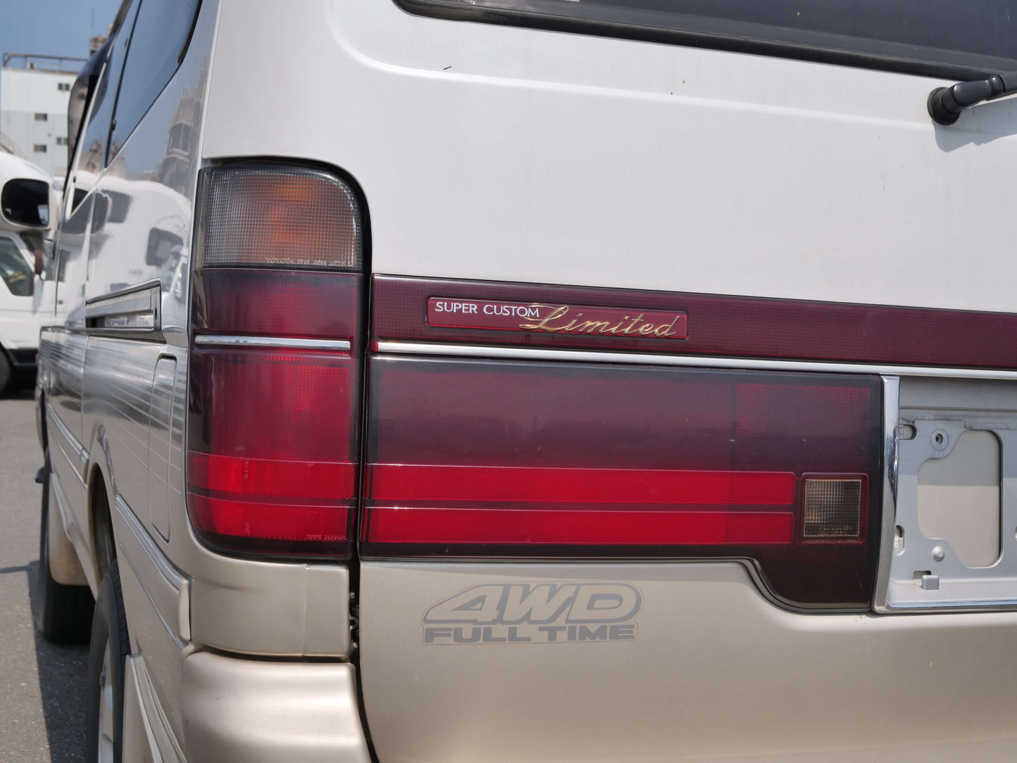 1995 TOYOTA HIACE SUPER CUSTOM LIMITED 4WD VAN