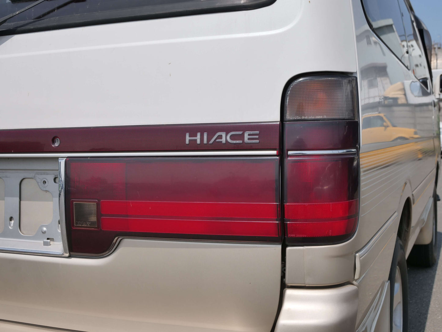1995 TOYOTA HIACE SUPER CUSTOM LIMITED 4WD VAN
