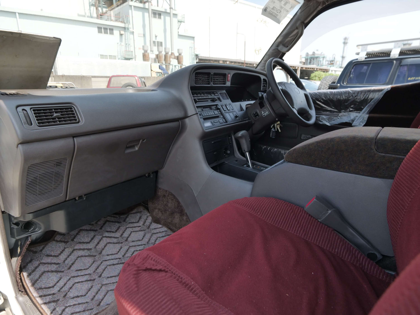 1995 TOYOTA HIACE SUPER CUSTOM LIMITED 4WD VAN