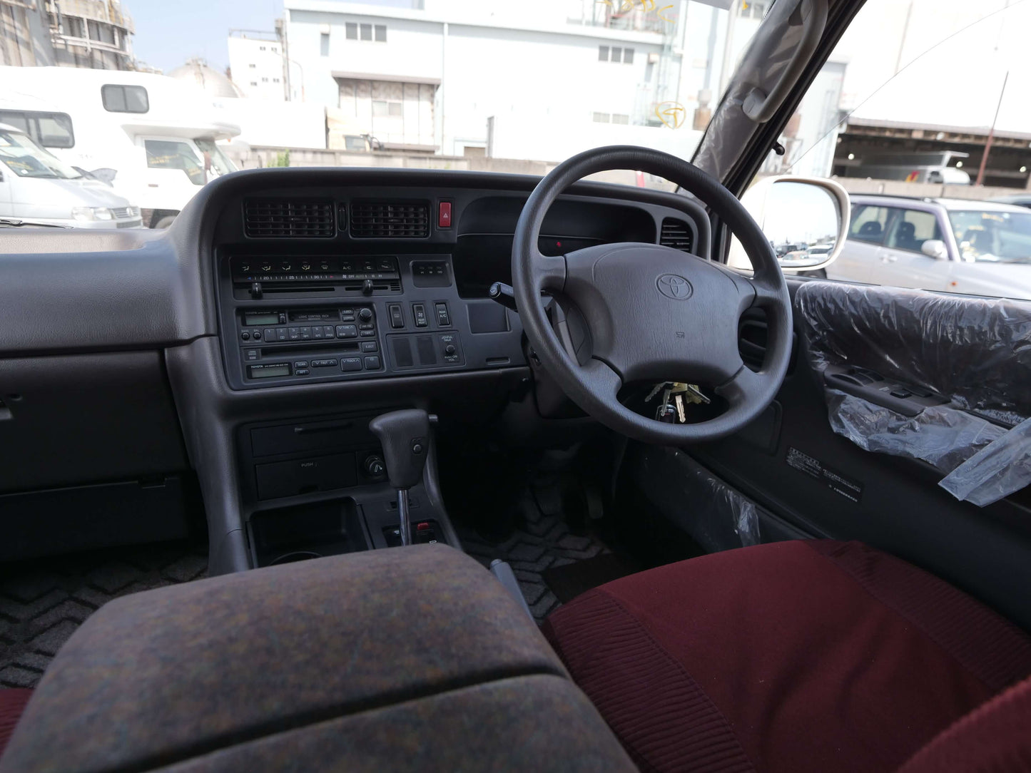 1995 TOYOTA HIACE SUPER CUSTOM LIMITED 4WD VAN