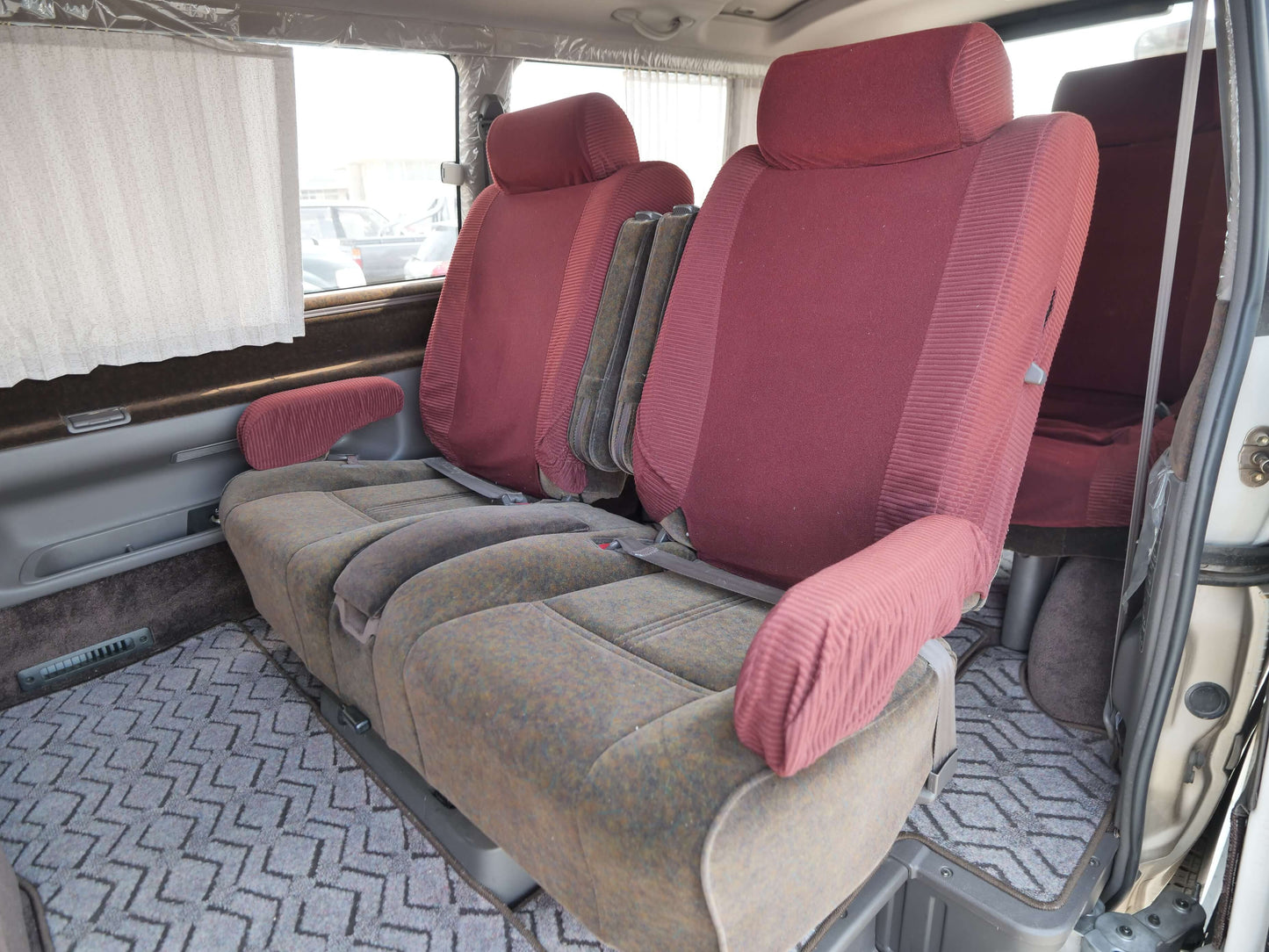 1995 TOYOTA HIACE SUPER CUSTOM LIMITED 4WD VAN