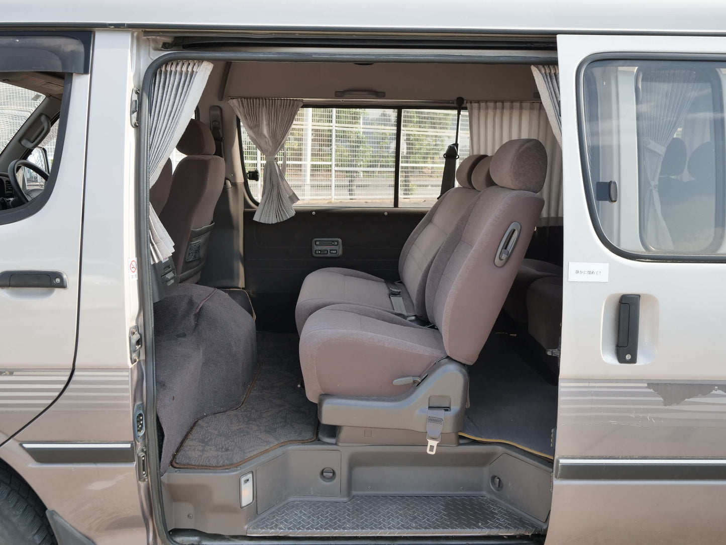 2000 TOYOTA HIACE Grand Cabin Long Wheelbase 4WD DIESEL VAN