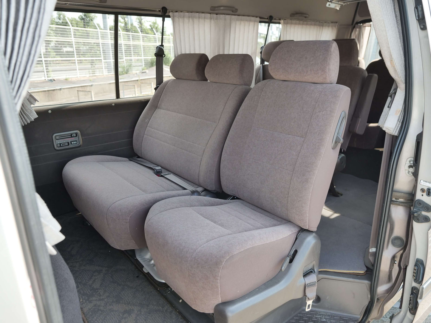 2000 TOYOTA HIACE Grand Cabin Long Wheelbase 4WD DIESEL VAN