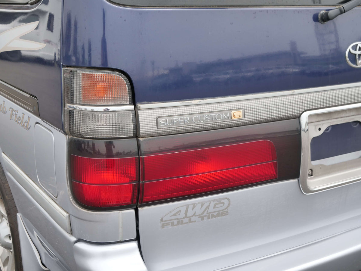 1996 TOYOTA HIACE SUPER CUSTOM 4WD VAN