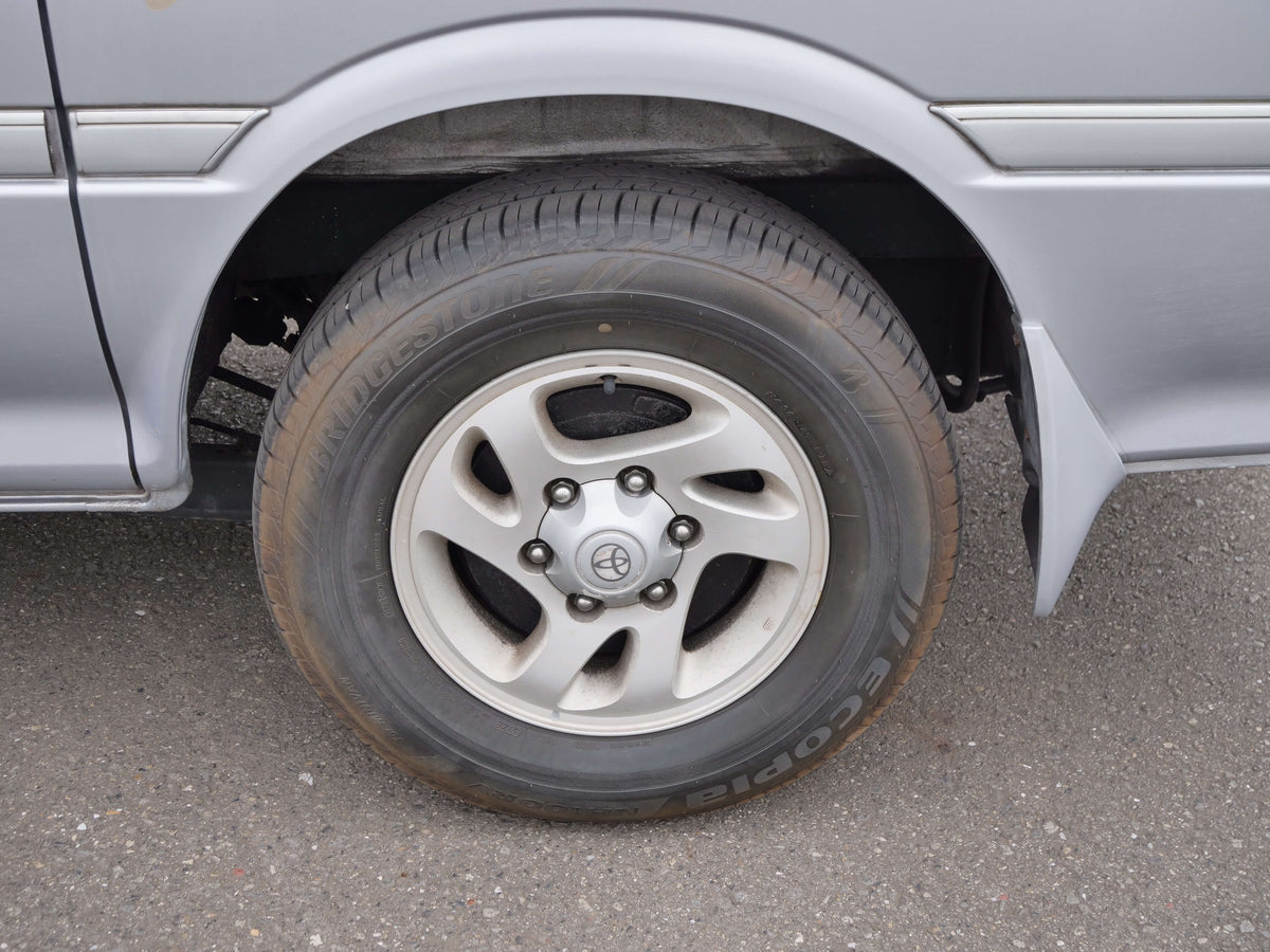 1996 TOYOTA HIACE SUPER CUSTOM 4WD VAN