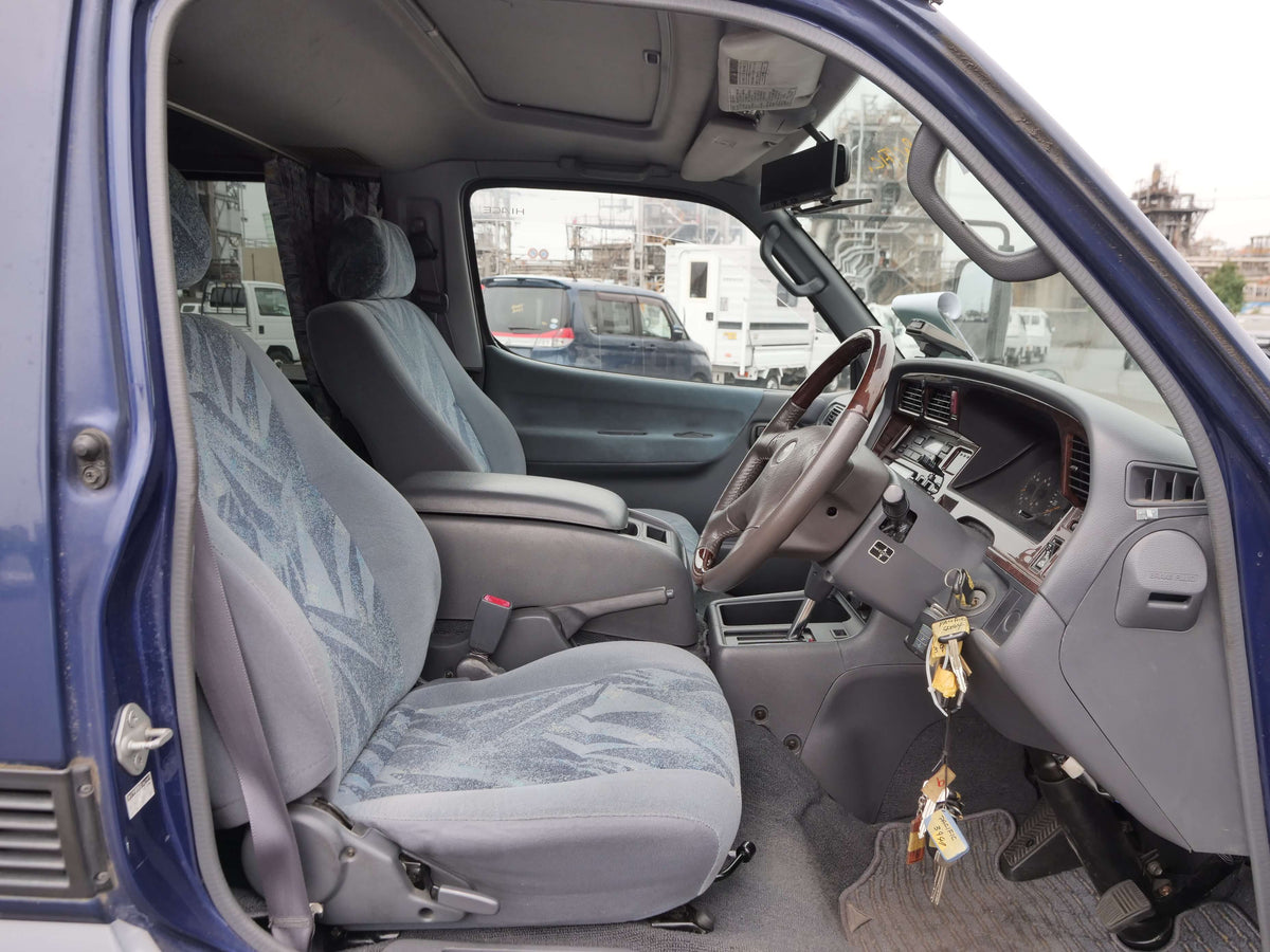 1996 TOYOTA HIACE SUPER CUSTOM 4WD VAN