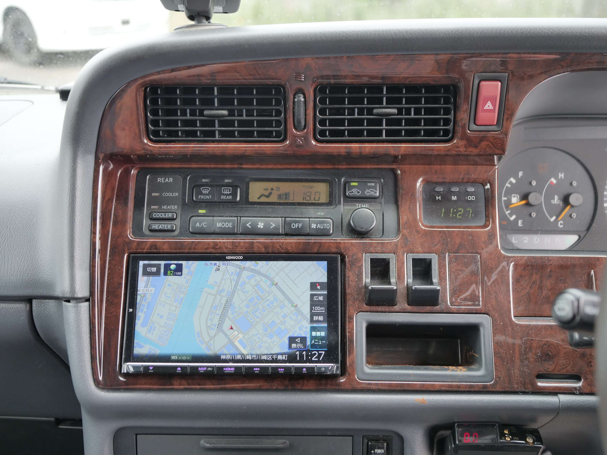 1996 TOYOTA HIACE SUPER CUSTOM 4WD VAN