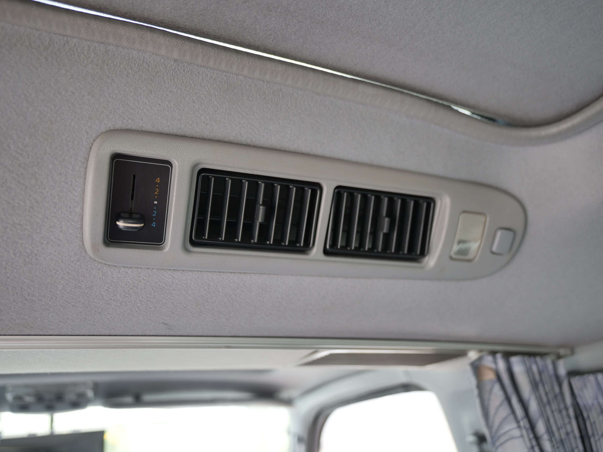 1996 TOYOTA HIACE SUPER CUSTOM 4WD VAN